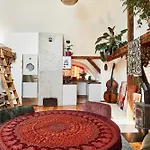 Cesar Apartment
