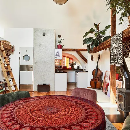 Cesar Apartment